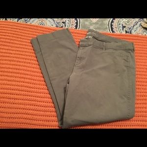 Old Navy pixie gray chino pants size 18